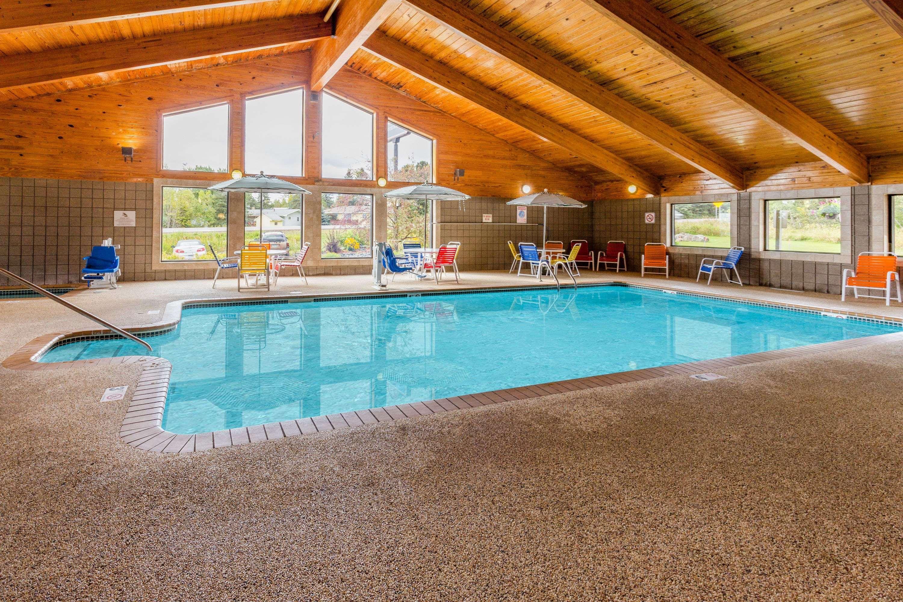 Americinn By Wyndham Duluth South Proctor Black Woods Event Ctr Extérieur photo